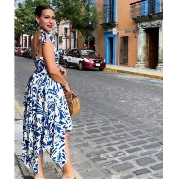 NWOT Alexis x Target Blue & White Dress with Asymmetric Hem. Size Medium - Picture 7 of 10